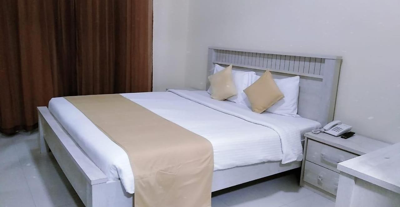 Al Khaleej Plaza Furnished Apartments Llc Ajman Exterior foto