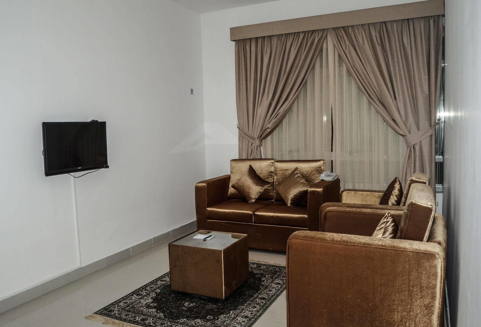 Al Khaleej Plaza Furnished Apartments Llc Ajman Exterior foto
