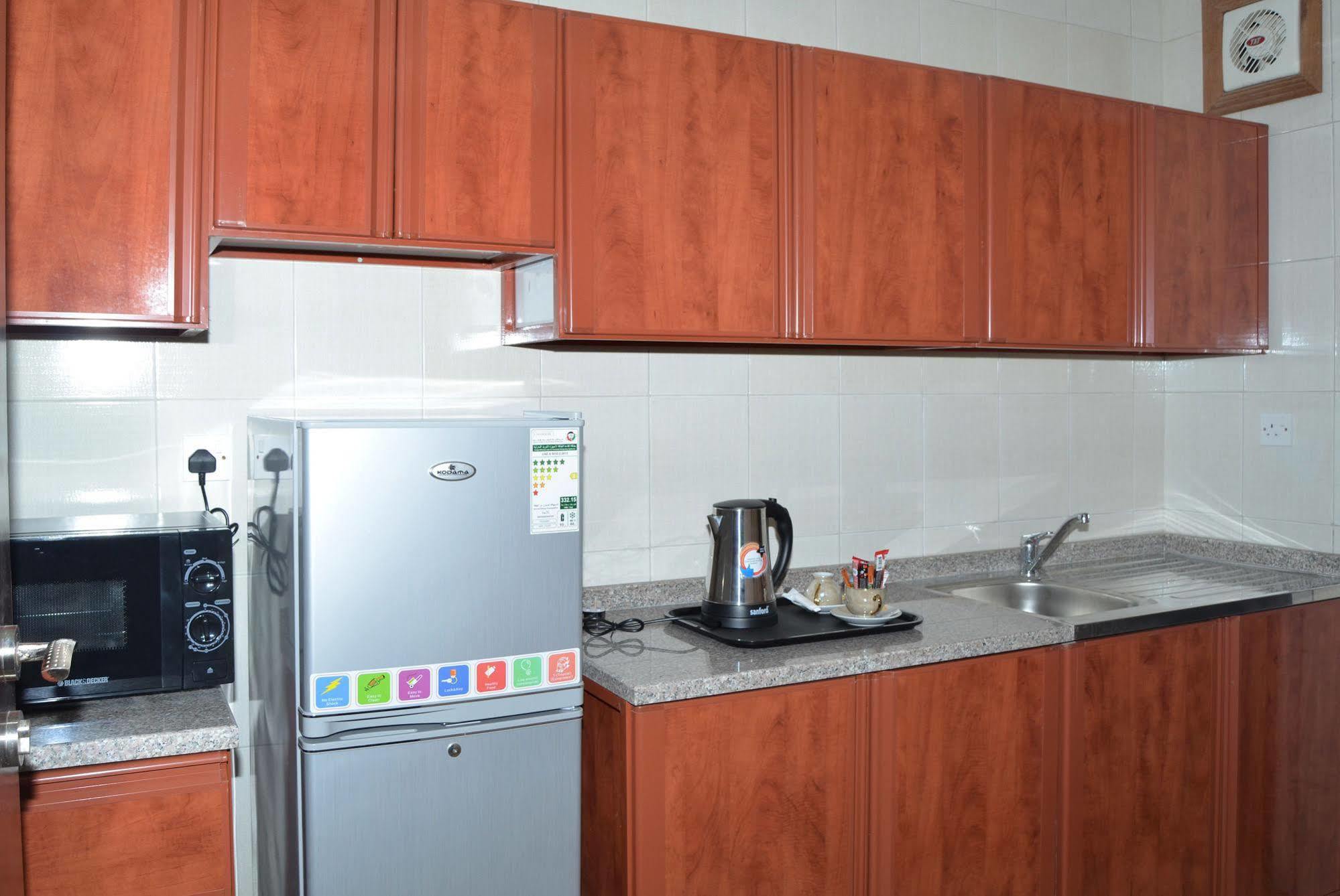 Al Khaleej Plaza Furnished Apartments Llc Ajman Exterior foto