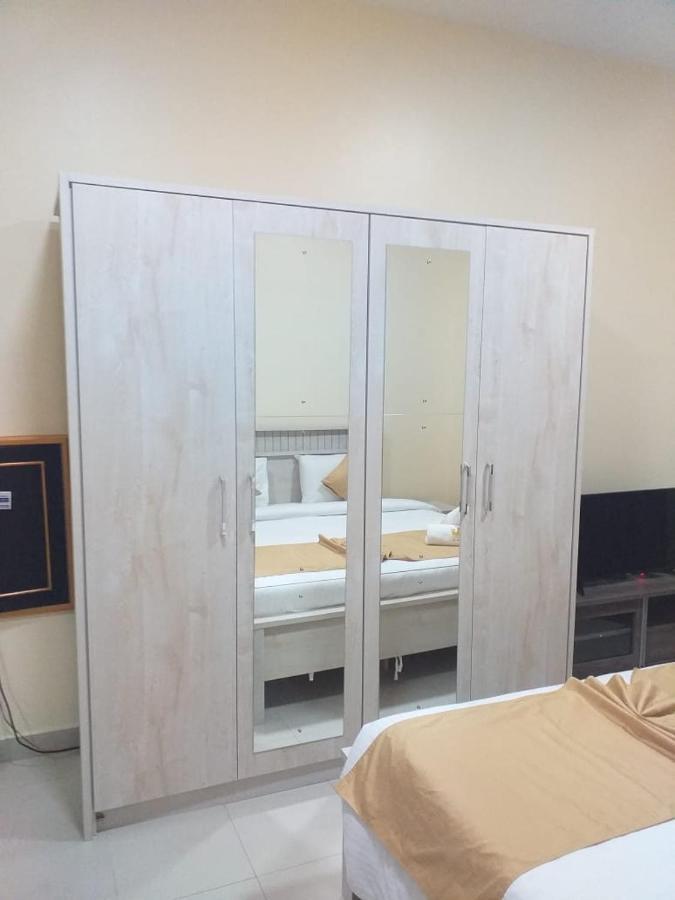 Al Khaleej Plaza Furnished Apartments Llc Ajman Exterior foto